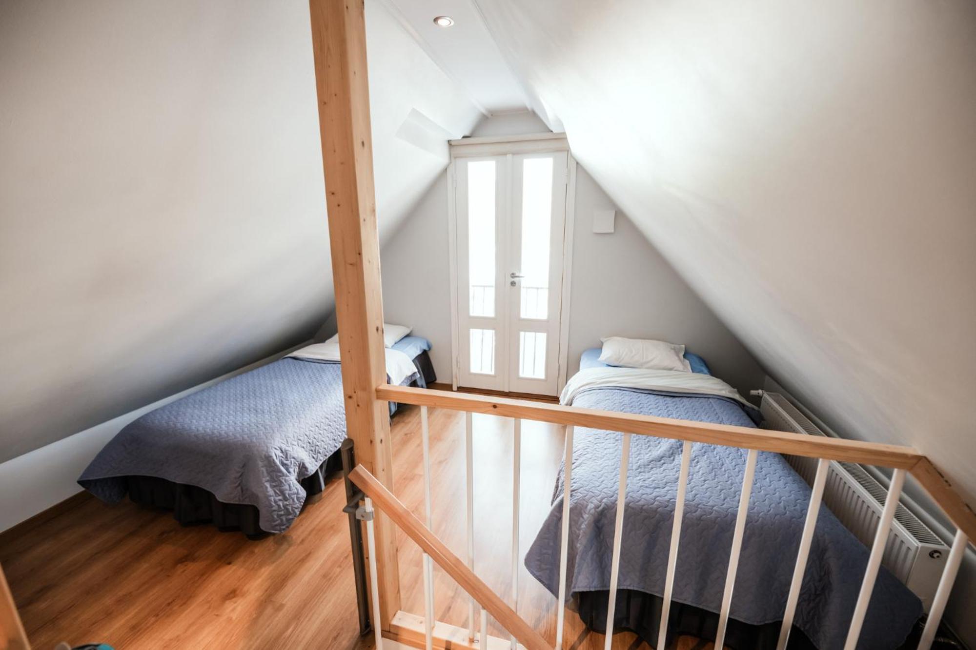 Cabin Guesthouse With Free Parking Pärnu Esterno foto